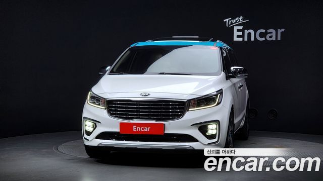 Kia Carnival 2020 thumb 4