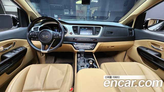 Kia Carnival 2020 thumb 8