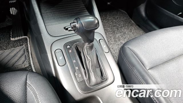 Kia K3 2015 thumb 10