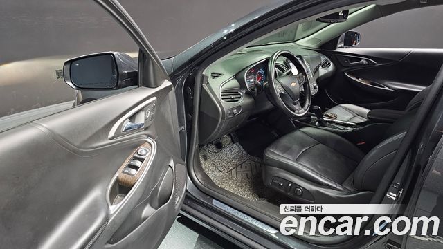Chevrolet Malibu 2017 thumb 12