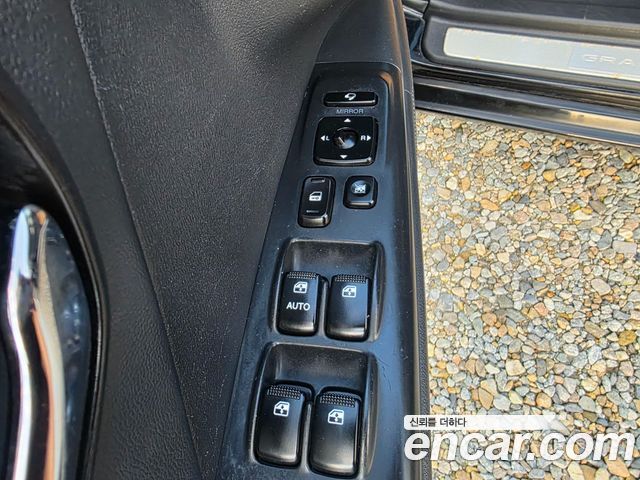 Hyundai Grandeur 2009 thumb 10