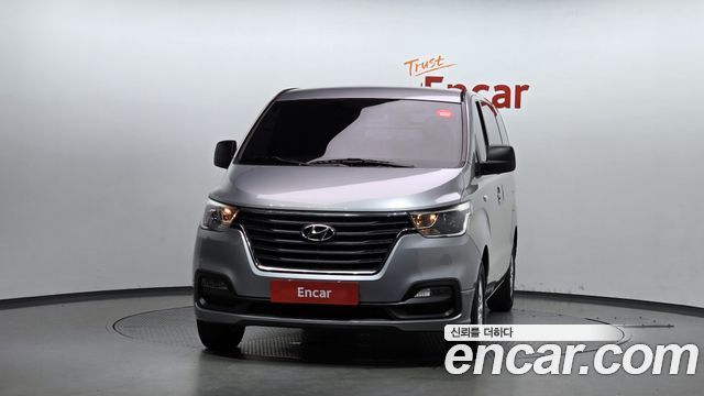 Hyundai Starex 2019 thumb 3