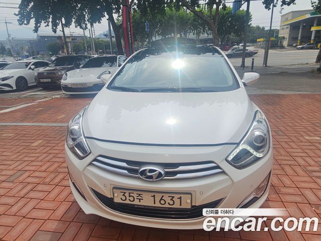 Hyundai i40 2014 thumb 2
