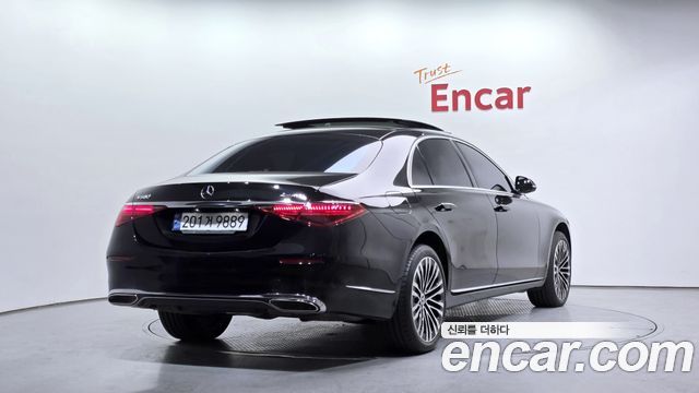 Mercedes-Benz S-Class 2022 thumb 3
