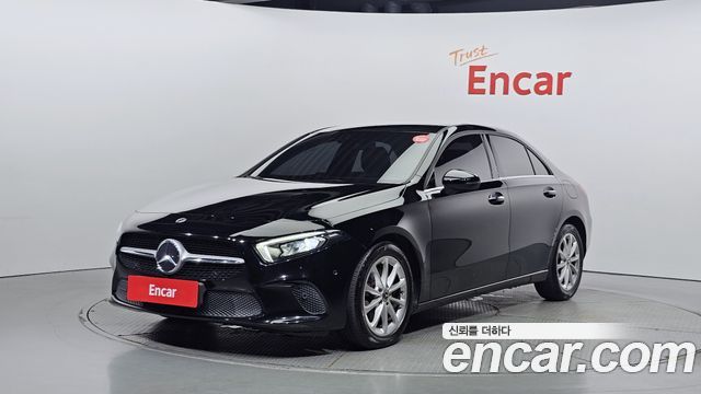 Mercedes-Benz A-Class 2020 thumb 2