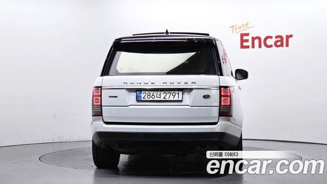 Land Rover Range Rover 2017 thumb 5
