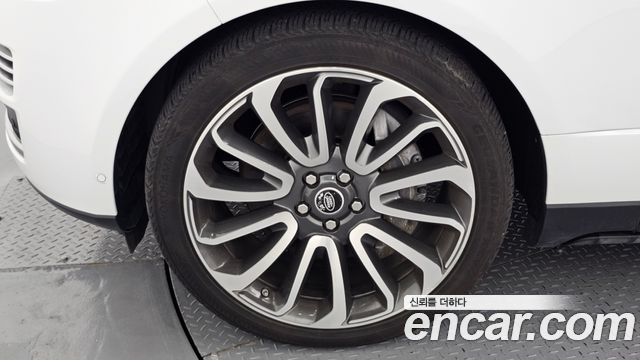 Land Rover Range Rover 2017 thumb 6