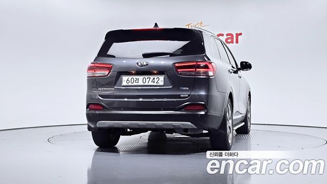 Kia Sorento 2016 thumb 5