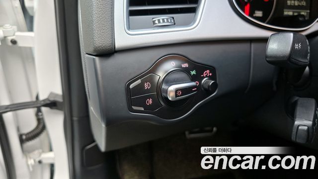 Audi A4 2015 thumb 12