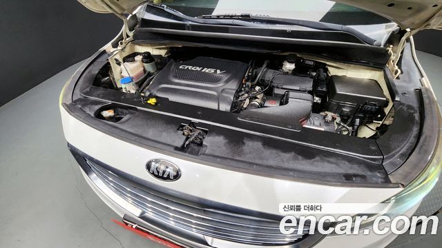 Kia Carnival 2015 thumb 7