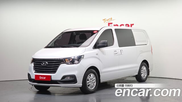Hyundai Starex 2018 thumb 2