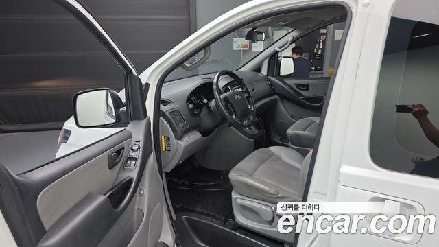 Hyundai Starex 2018 thumb 11