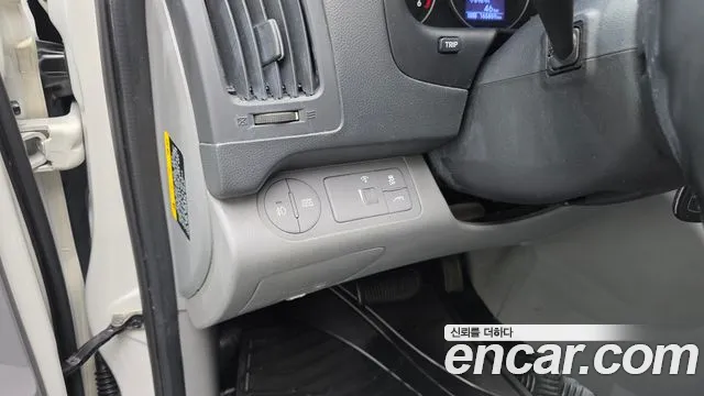 Hyundai Starex 2018 thumb 12