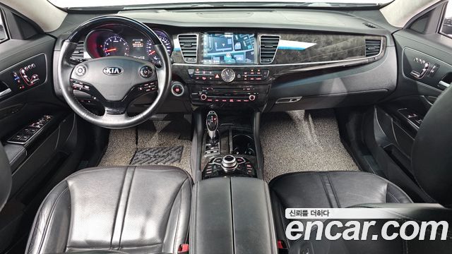 Kia K9 2017 thumb 8
