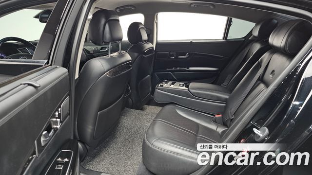 Kia K9 2017 thumb 12