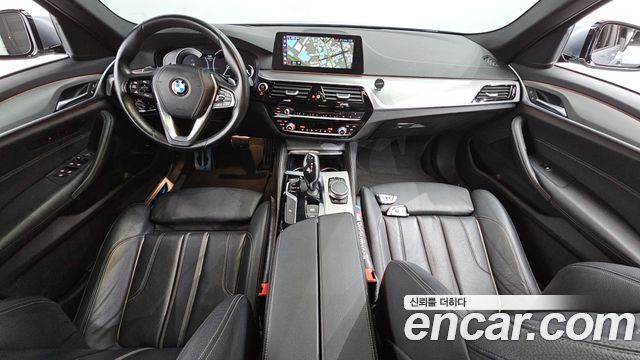 BMW 5 серии 2017 thumb 8