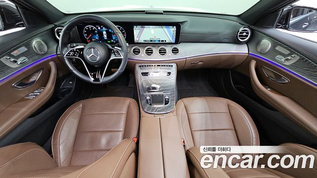 Mercedes-Benz E-Class 2022 thumb 8