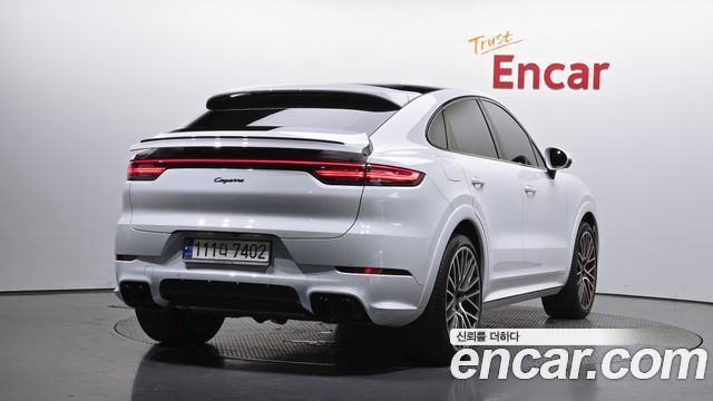 Porsche Cayenne 2021 thumb 3