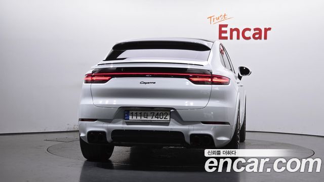 Porsche Cayenne 2021 thumb 5