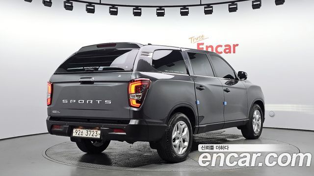 SsangYong Rexton 2021 thumb 3