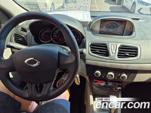 Renault Korea SM3 2011 thumb 10