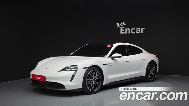Porsche Taycan 2023 thumb 2