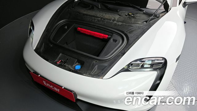 Porsche Taycan 2023 thumb 7