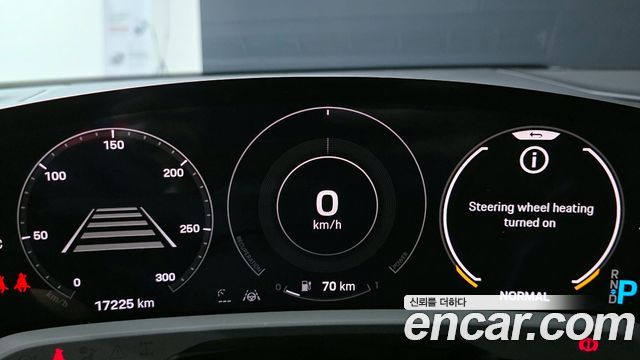 Porsche Taycan 2023 thumb 9