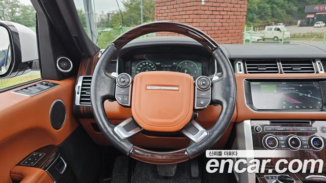 Land Rover Range Rover 2017 thumb 11