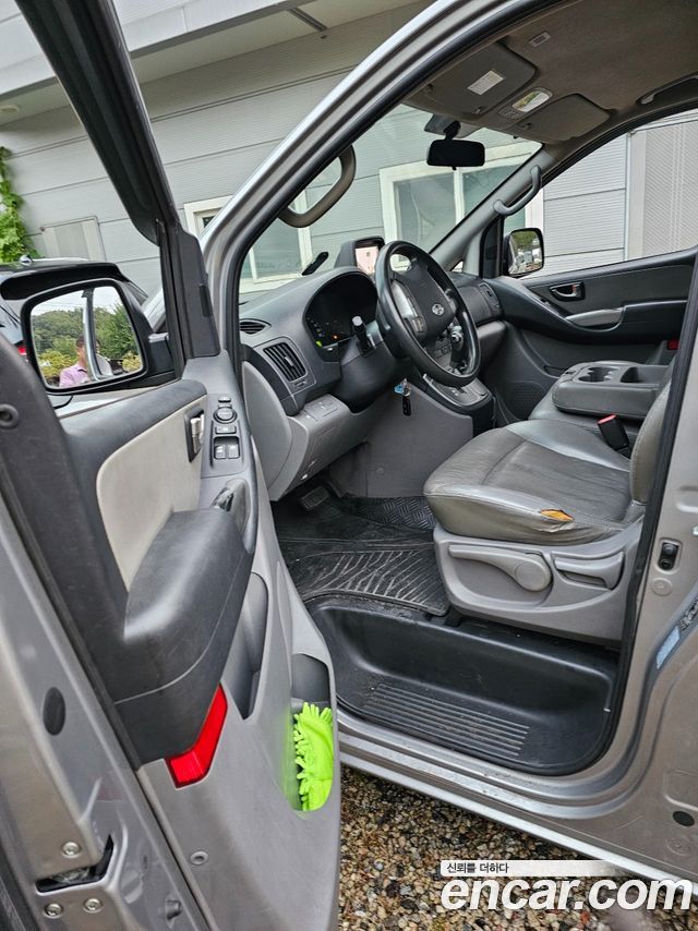 Hyundai Starex 2012 thumb 8