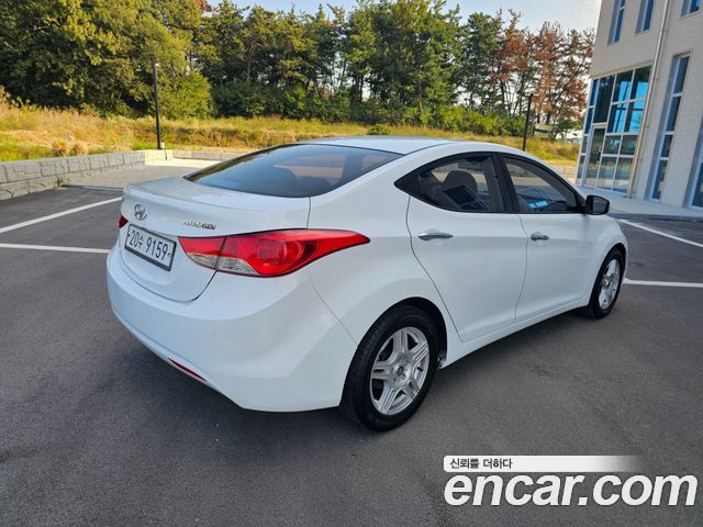 Hyundai Avante 2011 thumb 7