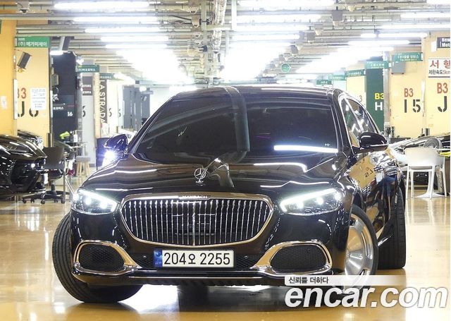 Mercedes-Benz S-Class 2022 thumb 4