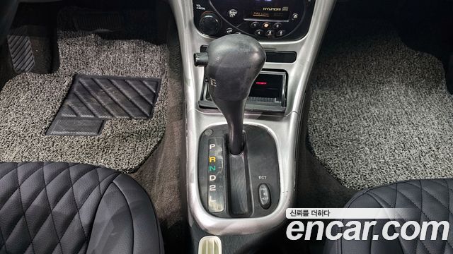 Hyundai Tiburon 1997 thumb 10