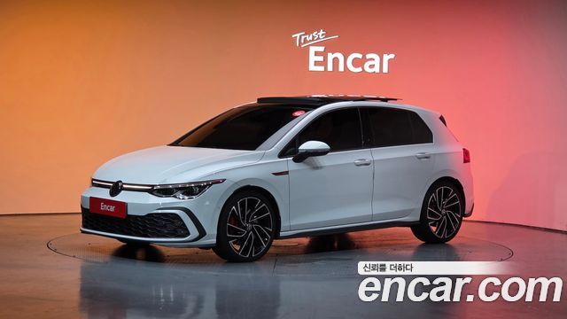 Volkswagen Golf 2023 thumb 2