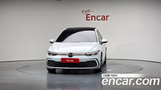 Volkswagen Golf 2023 thumb 4