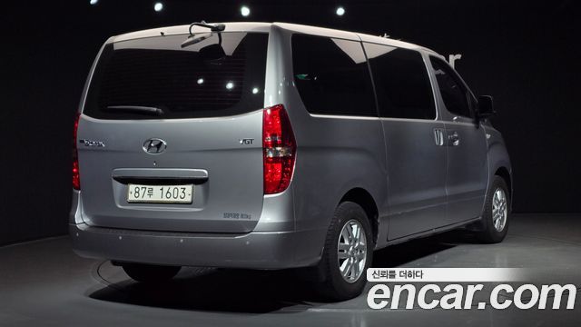 Hyundai Starex 2019 thumb 3