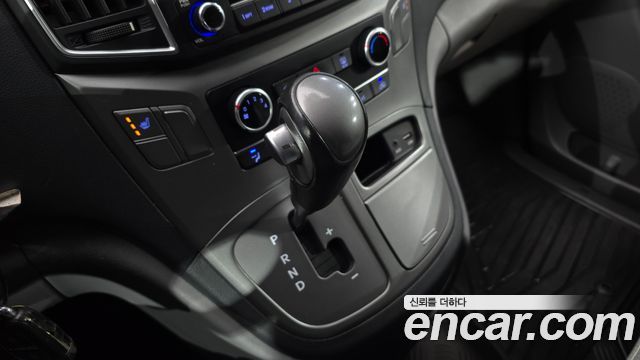 Hyundai Starex 2019 thumb 10