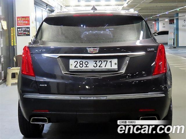 Cadillac XT5 2016 thumb 6