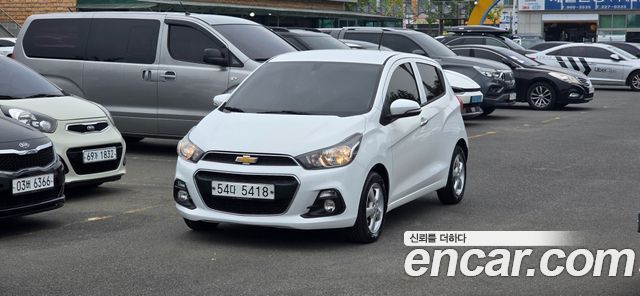 Chevrolet Spark 2017 thumb 2