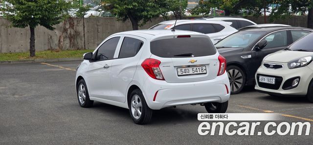 Chevrolet Spark 2017 thumb 6