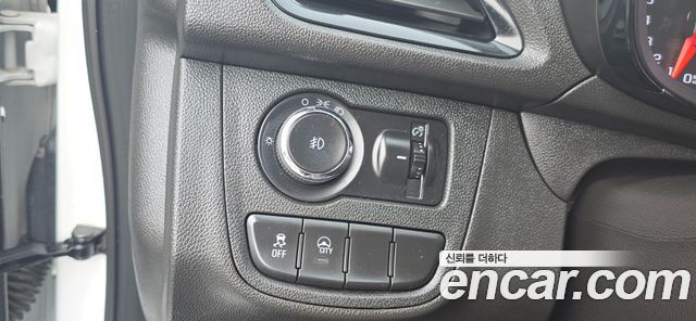 Chevrolet Spark 2017 thumb 12