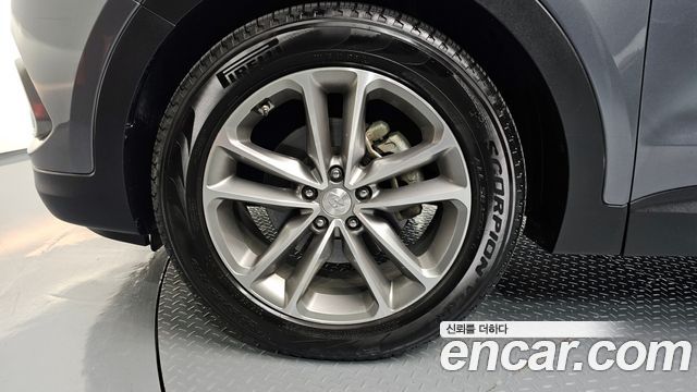 Hyundai Santa Fe 2016 thumb 6