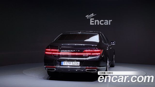 Genesis G90 2019 thumb 5