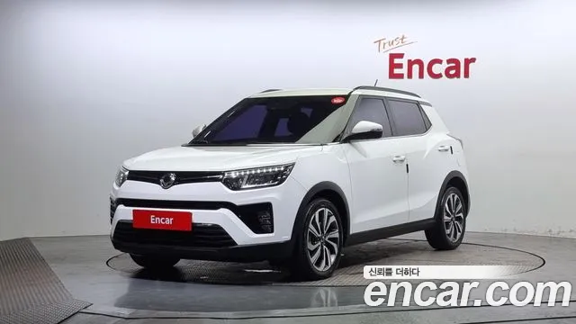 SsangYong Tivoli 2019 thumb 2