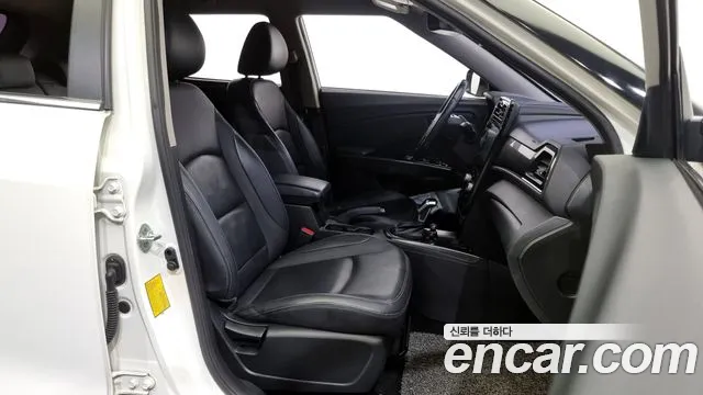 SsangYong Tivoli 2019 thumb 12