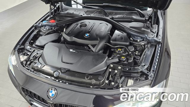BMW 3 серии 2018 thumb 6