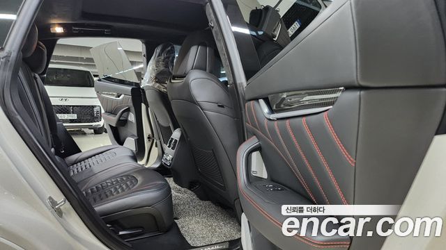 Maserati Levante 2020 thumb 10