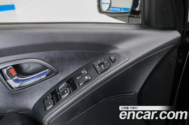 Hyundai Tucson 2013 thumb 12