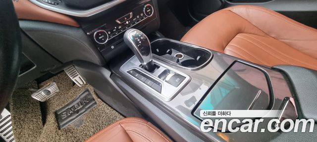Maserati Ghibli 2014 thumb 10