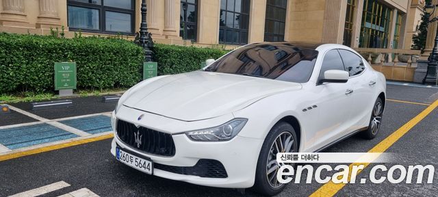 Maserati Ghibli 2014 thumb 12